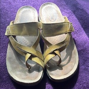 Taos Footwear Yellow Leather Sandals